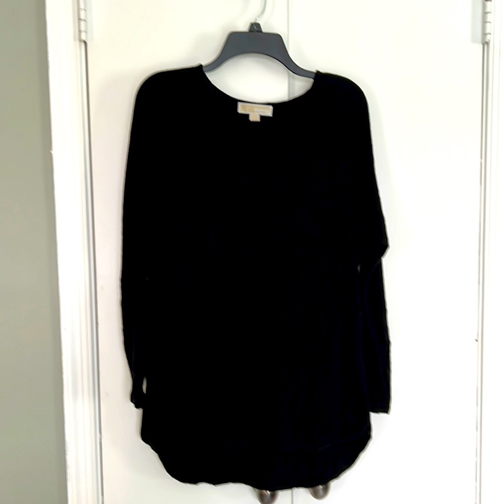 Michael Kors light weight sweater, black, L